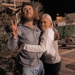 Meet your Posher, Bobbie